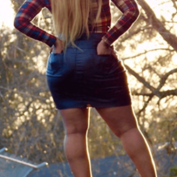 High Waisted Mini Bodycon PU Black Skirt - Picture 5 of 7